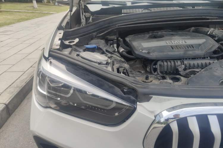 Used BMW X1 2020 sDrive20Li Premium Edition Engine Bay Right
