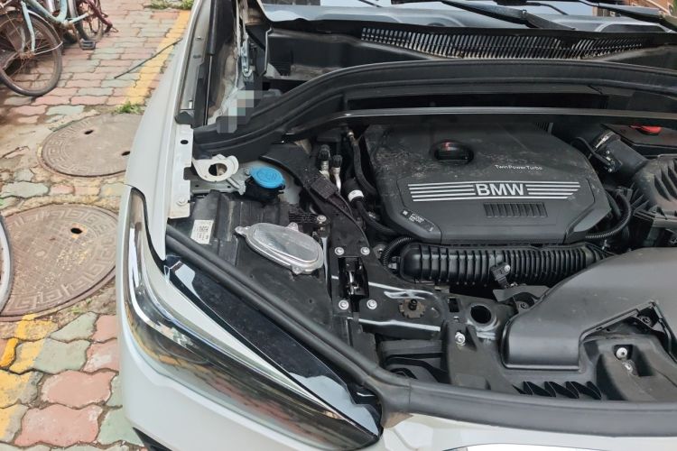 Used BMW X1 2020 sDrive25Li Leading Model Engine Bay Right