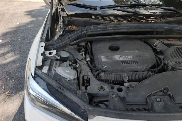 Used BMW X1 2020 sDrive25Li Leading Model Engine Bay Right