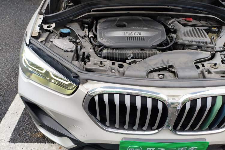 Used BMW X1 2020 sDrive25Li Leading Model Engine Bay Right