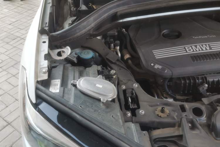 Used BMW X1 2020 sDrive20Li Premium Edition Engine Bay Right