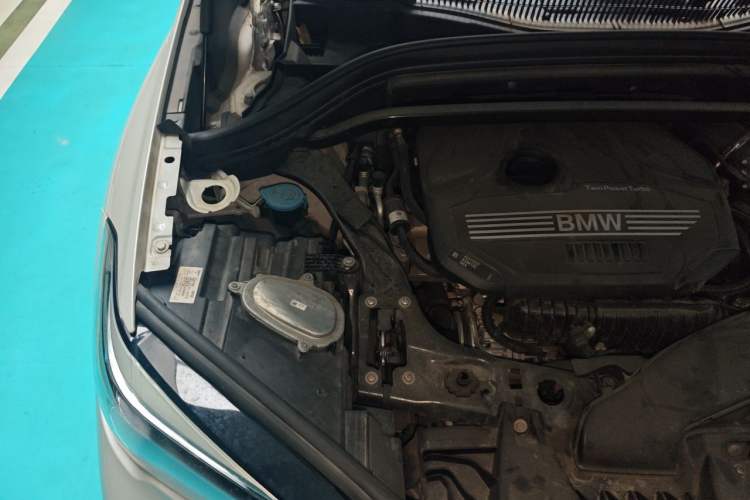 Used BMW X1 2020 sDrive20Li Premium Edition Engine Bay Right