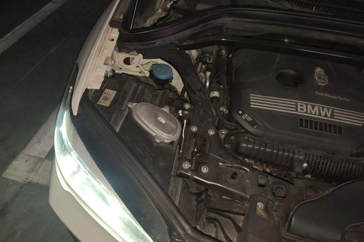 Used BMW X1 2020 sDrive25Li Leading Model Engine Bay Right