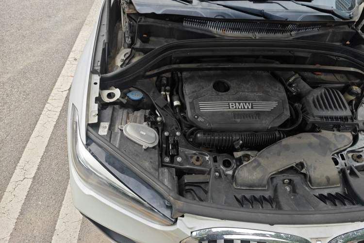 Used BMW X1 2020 xDrive25Li Luxury Edition Engine Bay Right