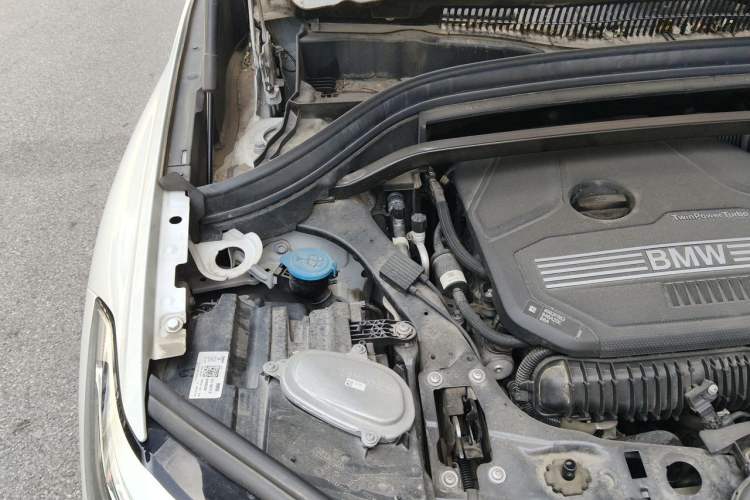 Used BMW X1 2020 sDrive25Li Leading Model Engine Bay Right