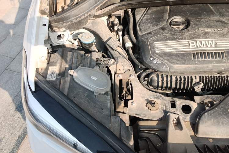 Used BMW X1 2020 sDrive25Li Leading Model Engine Bay Right