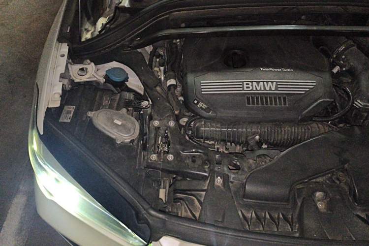 Used BMW X1 2020 sDrive25Li Leading Model Engine Bay Right