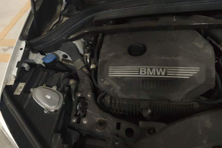Used BMW X1 2020 sDrive25Li Leading Model Engine Bay Right