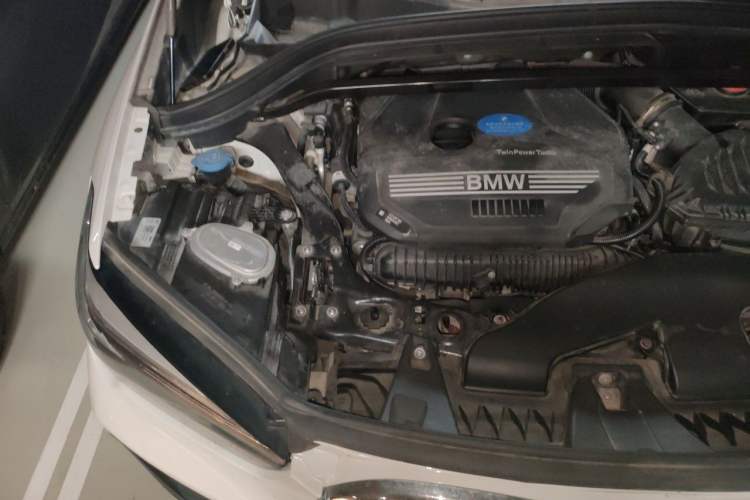 Used BMW X1 2020 sDrive25Li Leading Model Engine Bay Right