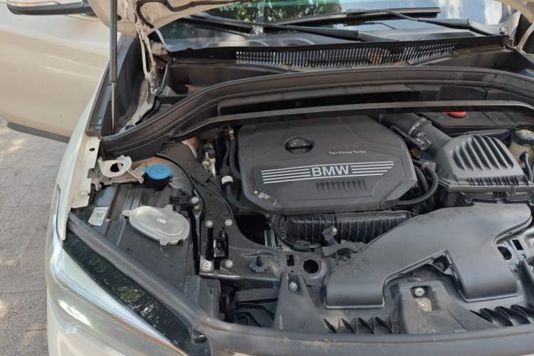 Used BMW X1 2020 sDrive20Li Premium Edition Engine Bay Right