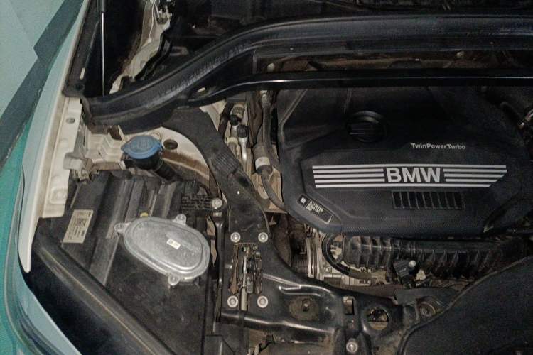 Used BMW X1 2020 sDrive20Li Premium Edition Engine Bay Right