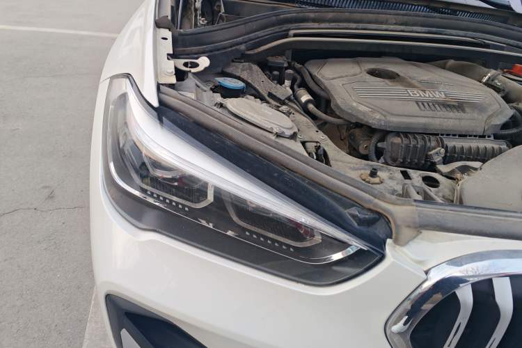Used BMW X1 2020 sDrive20Li Premium Edition Engine Bay Right
