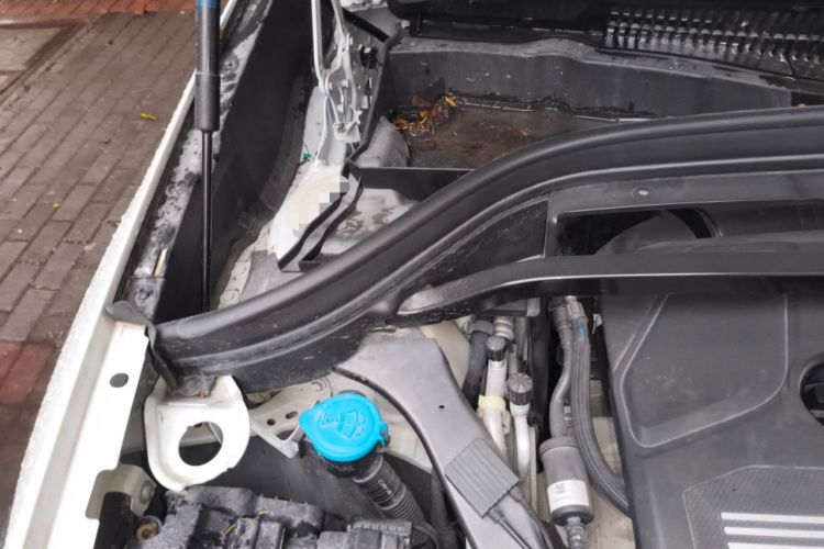 Used BMW X1 2020 sDrive20Li Fashion Model Engine Bay Right