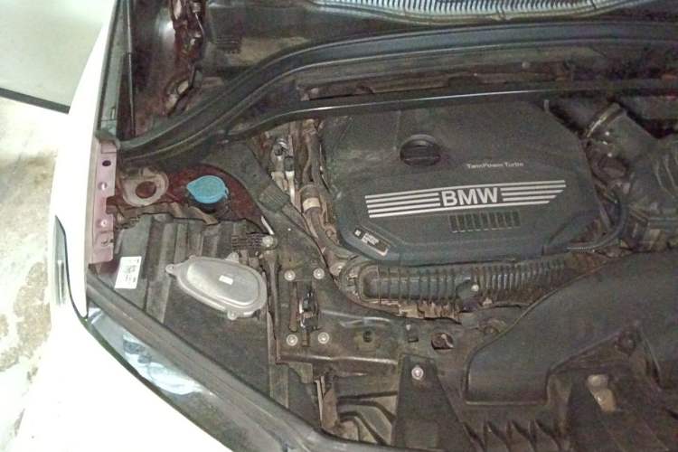 Used BMW X1 2020 xDrive25Li Luxury Edition Engine Bay Right