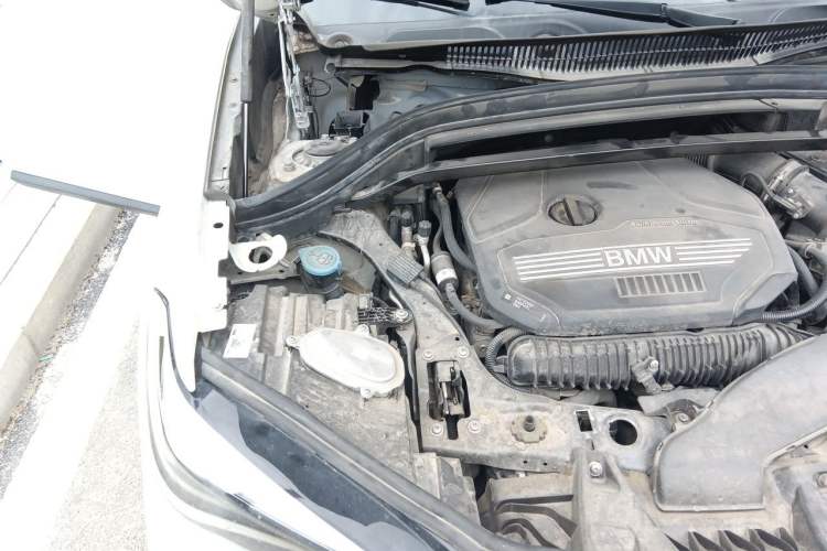 Used BMW X1 2020 sDrive25Li Leading Model Engine Bay Right