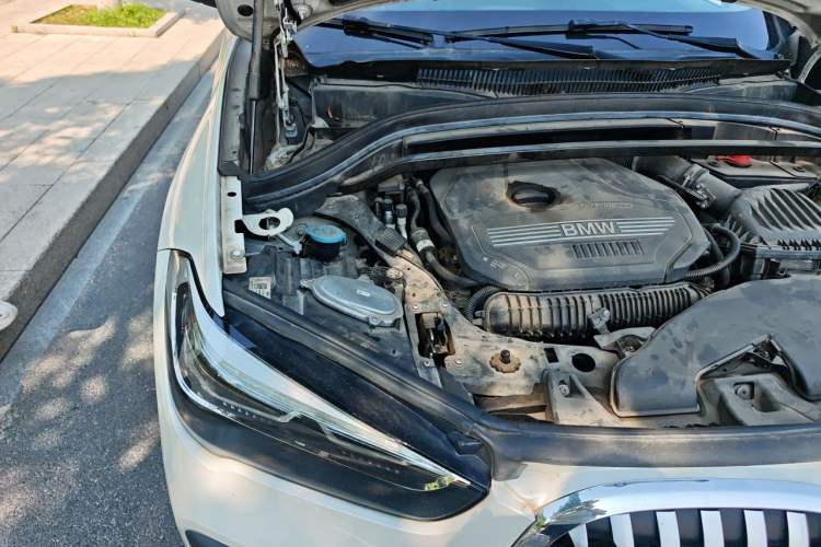 Used BMW X1 2020 xDrive25Li Luxury Edition Engine Bay Right