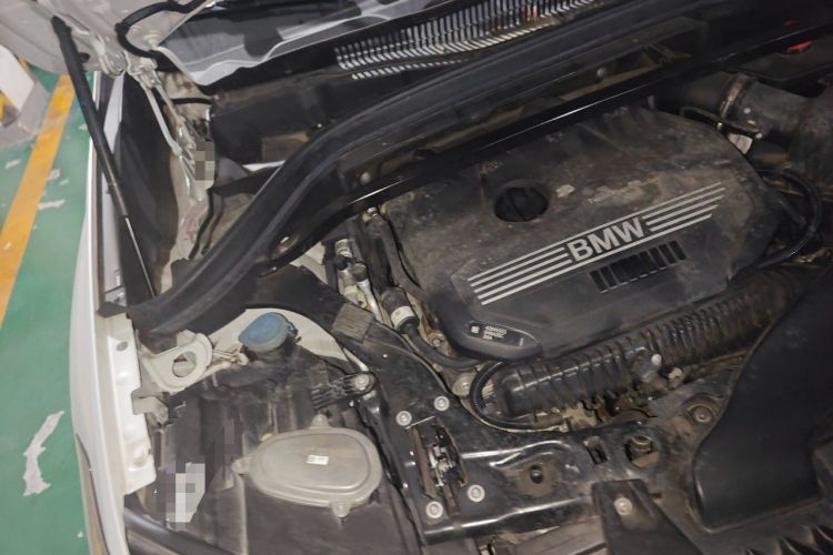 Used BMW X1 2020 xDrive25Li Luxury Edition Engine Bay Right