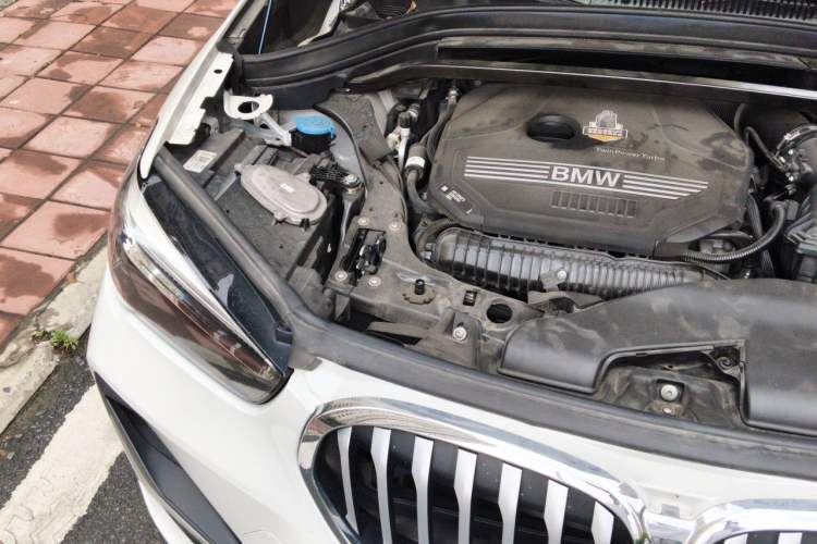 Used BMW X1 2020 sDrive25Li Leading Model Engine Bay Right
