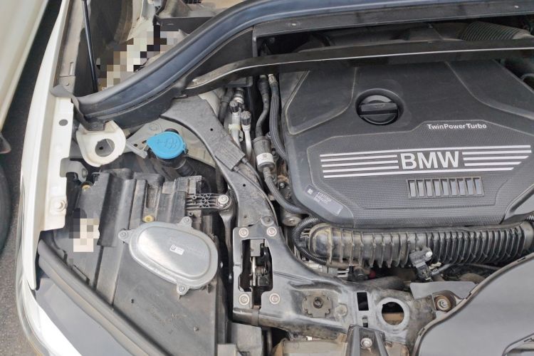 Used BMW X1 2020 xDrive25Li Luxury Edition Engine Bay Right