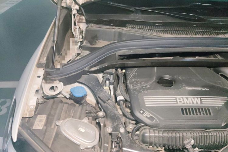 Used BMW X1 2020 sDrive25Li Leading Model Engine Bay Right