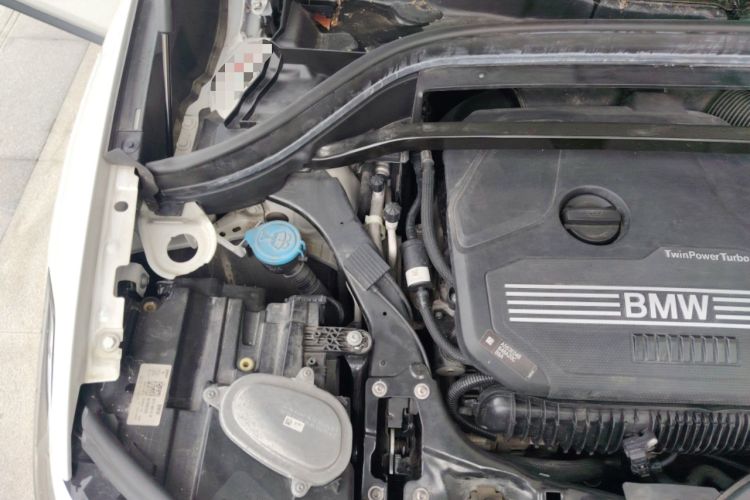 Used BMW X1 2020 sDrive25Li Leading Model Engine Bay Right