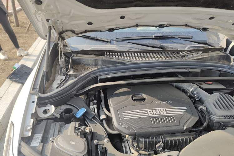 Used BMW X1 2020 sDrive20Li Premium Edition Engine Bay Right