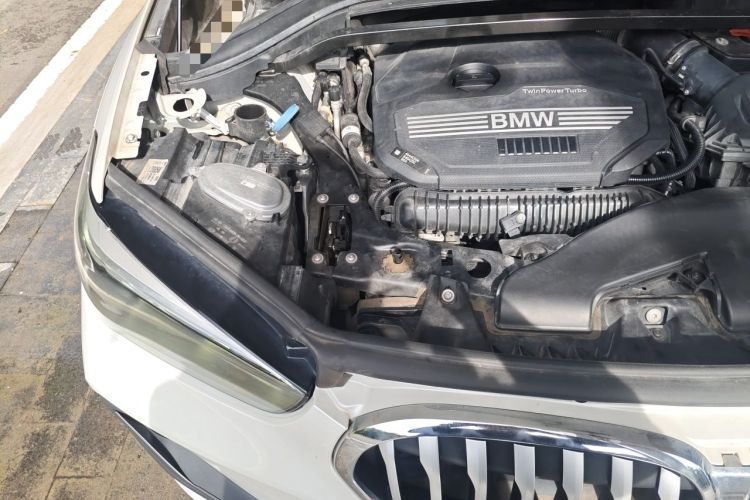 Used BMW X1 2020 sDrive25Li Leading Model Engine Bay Right