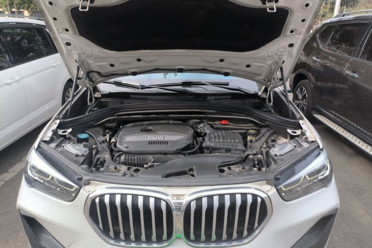 Used BMW X1 2020 sDrive25Li Leading Model Engine Bay