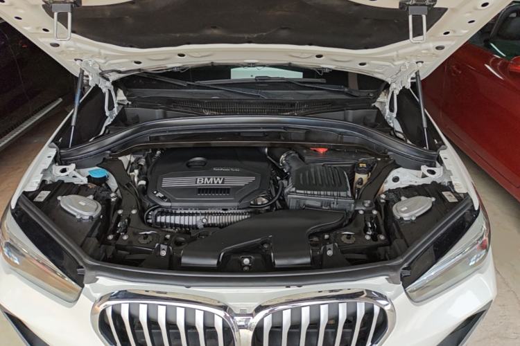 Used BMW X1 2020 xDrive25Li Luxury Edition Engine Bay