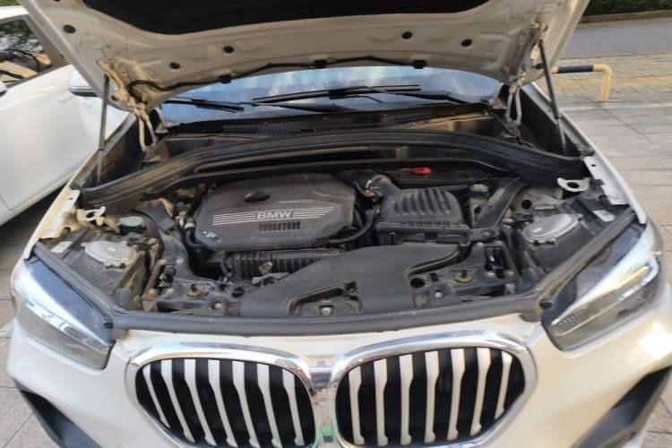 Used BMW X1 2020 sDrive20Li Fashion Model Engine Bay