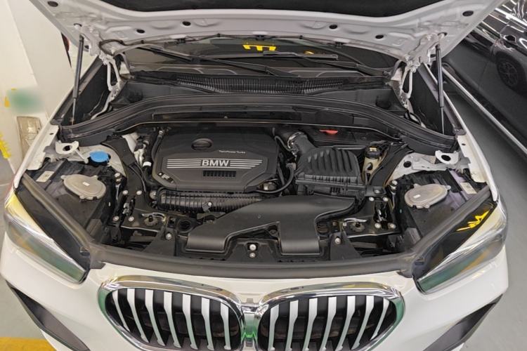 Used BMW X1 2020 sDrive25Li Leading Model Engine Bay