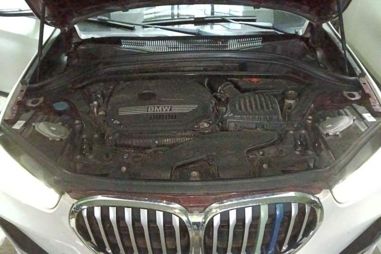 Used BMW X1 2020 xDrive25Li Luxury Edition Engine Bay