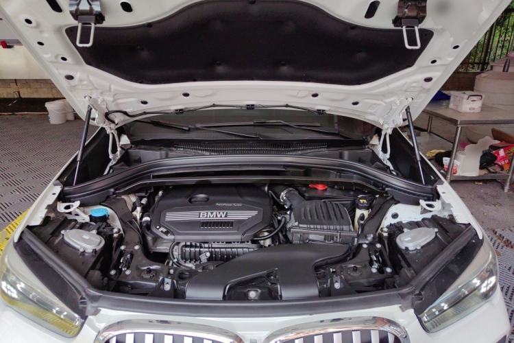 Used BMW X1 2020 sDrive20Li Premium Edition Engine Bay