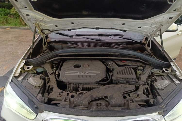 Used BMW X1 2020 sDrive20Li Premium Edition Engine Bay