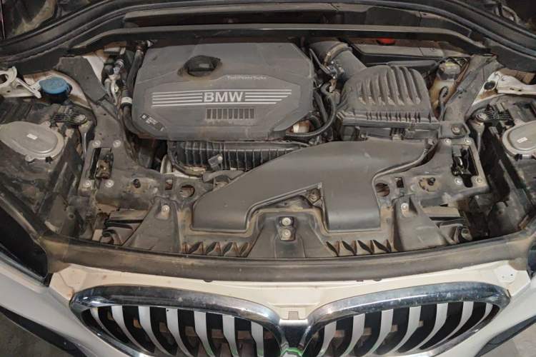 Used BMW X1 2020 sDrive20Li Premium Edition Engine Bay