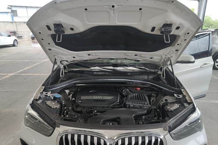 Used BMW X1 2020 sDrive20Li Fashion Model Engine Bay