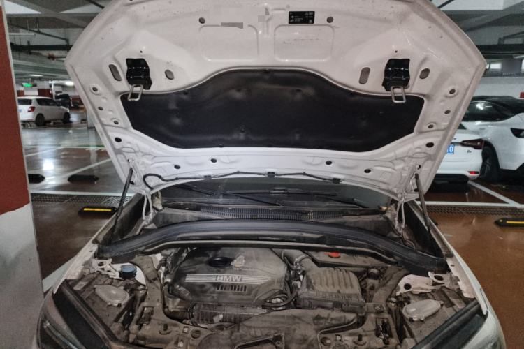 Used BMW X1 2020 sDrive20Li Fashion Model Engine Bay