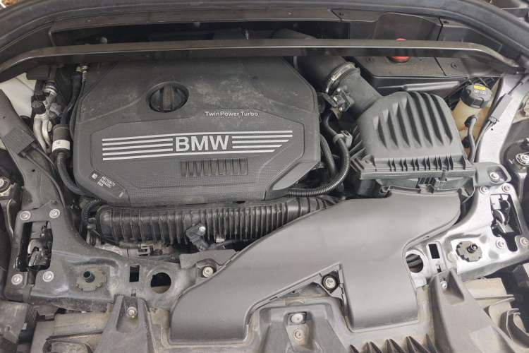Used BMW X1 2020 sDrive25Li Leading Model Engine Bay