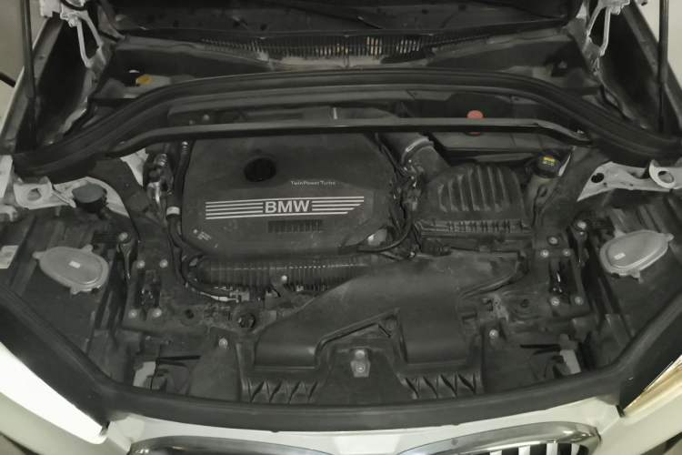 Used BMW X1 2020 xDrive25Li Luxury Edition Engine Bay