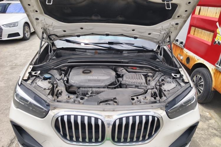 Used BMW X1 2020 sDrive20Li Fashion Model Engine Bay
