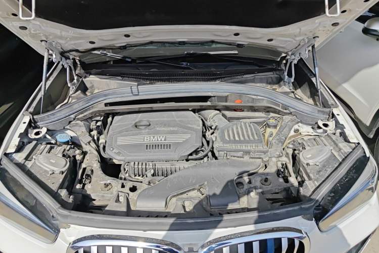 Used BMW X1 2020 sDrive20Li Fashion Model Engine Bay