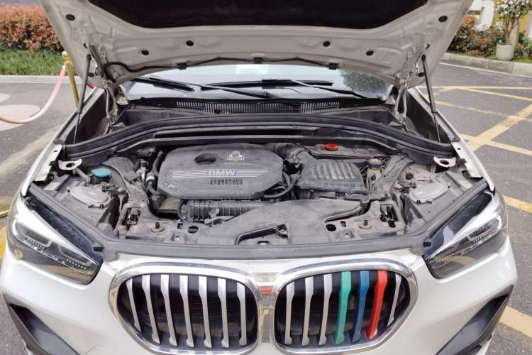 Used BMW X1 2020 sDrive20Li Fashion Model Engine Bay