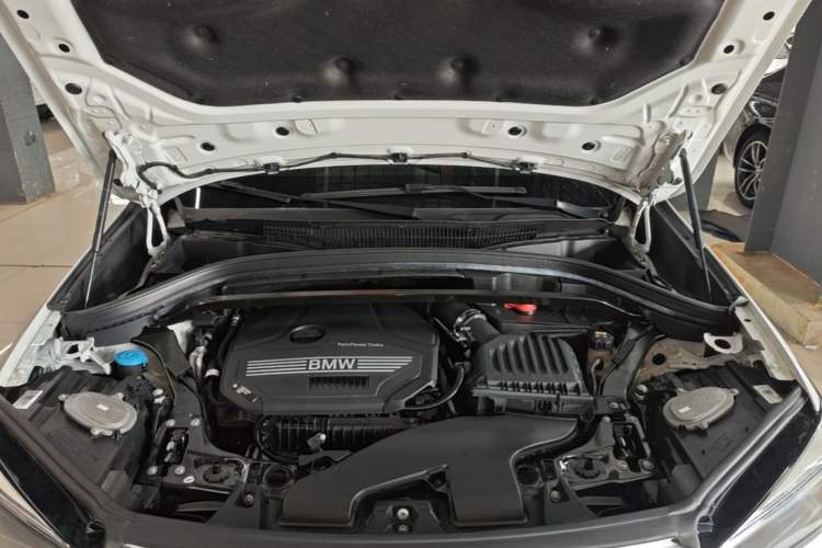 Used BMW X1 2020 sDrive20Li Premium Edition Engine Bay