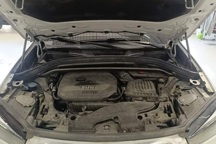 Used BMW X1 2020 sDrive20Li Premium Edition Engine Bay