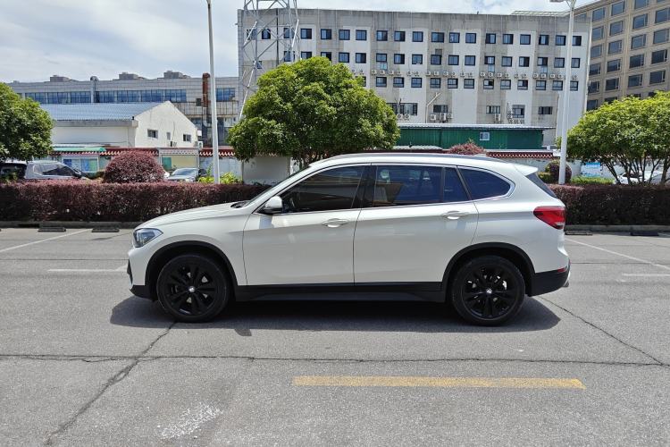 Used BMW X1 2020 sDrive20Li Fashion Model Exterior 2