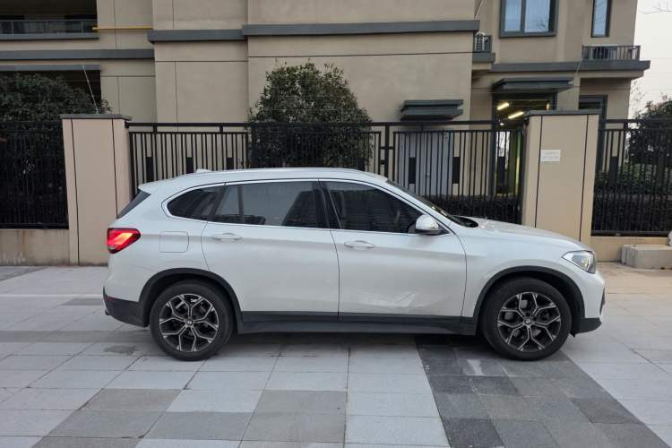 Used BMW X1 2020 sDrive25Li Leading Model Exterior 2