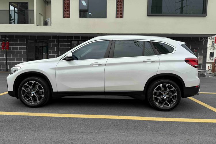 Used BMW X1 2020 sDrive25Li Leading Model Exterior 2