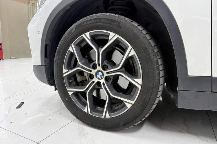 Used BMW X1 2020 sDrive25Li Leading Model Exterior 3