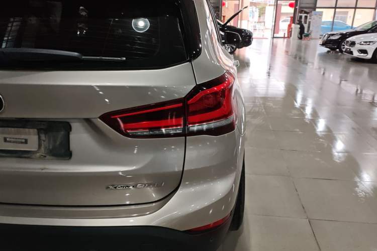 Used BMW X1 2020 xDrive25Li Luxury Edition Exterior 3