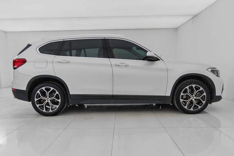 Used BMW X1 2020 sDrive25Li Leading Model Exterior 4